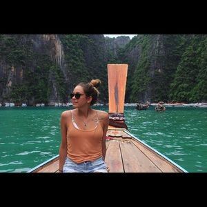 Meet your Posher, Megan